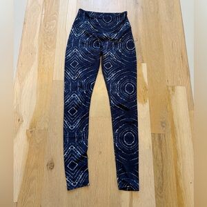 Beyond Yoga Navy Tie-Dye Leggings